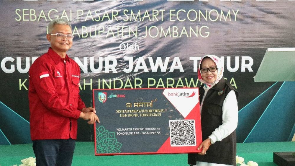 Bank Jatim Hadirkan E-Retribusi (Si RATRI) di Pasar Perak Jombang