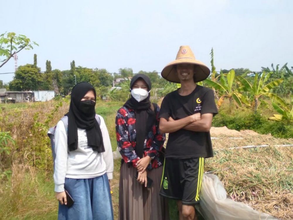 Mahasiswa Universitas Airlangga kembali membawa nama baik kampus lewat Program Kreativitas Mahasiswa Riset Sosial Humaniora (PKM-RSH) 2022. Mereka adalah Putri Audy Fahira, Jihan Amirotul Farikhah, Amouda Laula Nafila, Gita Adjipersadani, dan Philipus Mik