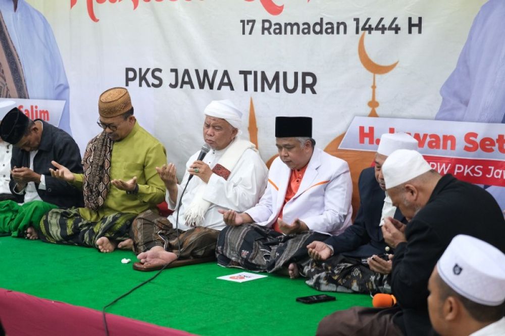 Suasana peringatan Nuzulul Qur'an di kantor DPW PKS Jatim. (Ist) 