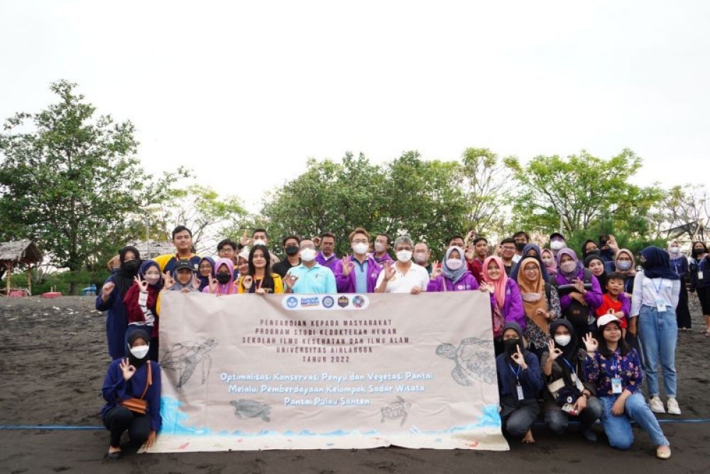 Optimalisasi Konservasi Penyu dan Vegetasi Pantai Melalui Pemberdayaan Kelompok Sadar Wisata Pulau Santen Banyuwangi. (Ist) 