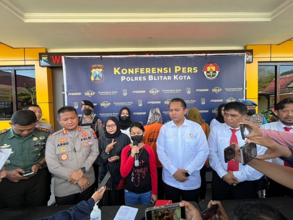 Kapolres Blitar Kota gelar rilis penangkapan perdagangan orang ilegal. (Ist) 