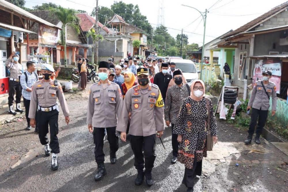 Polresta Banyuwangi Fasilitasi Isbat Nikah Masal