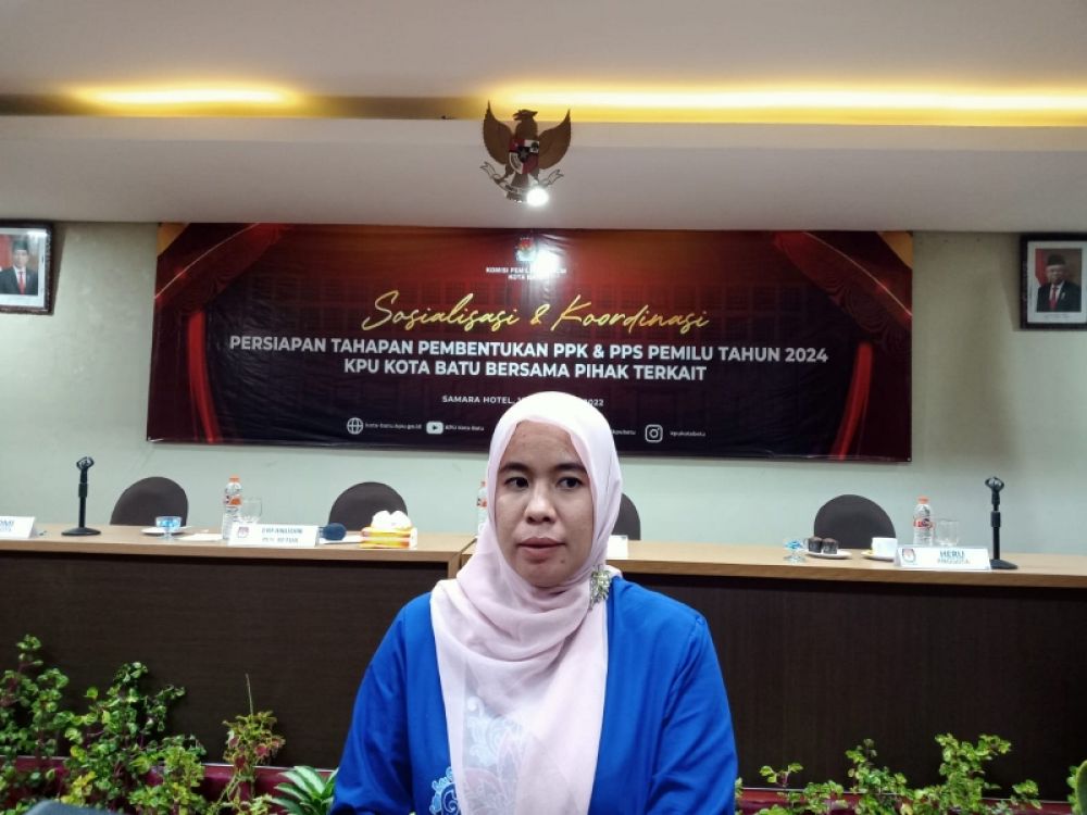 Ketua KPU Kota Batu Marlina sebut PPS dan KPPS tingkat desa atau kecamatan tidak memiliki masa periode kerja. (foto: doi nuri / B-news.id)