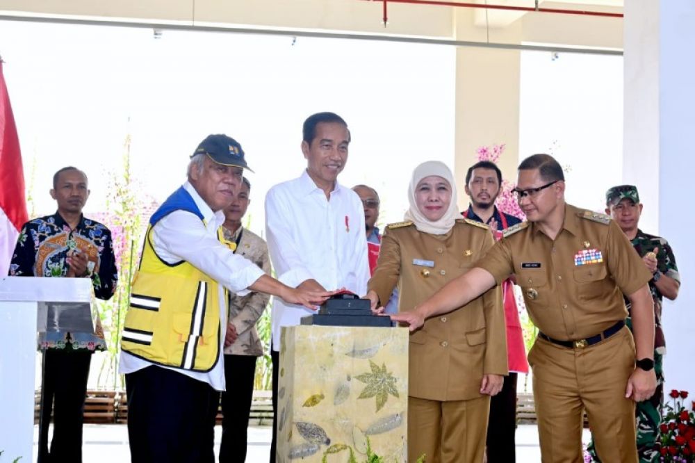 Presiden Jokowi didampingi Menteri PUPR Basuki Hadimulyo, Gubernur Khofifah dsn Pj Wali Kota Batu, Aries Agung P. (Ist) 