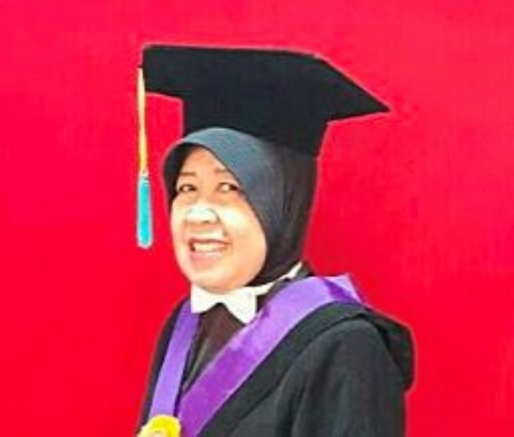 Profesor Kesehatan Lingkungan UNAIR Prof Dr Ririh Yudhastuti drh M Sc pengomposan manusia terdapat resiko menularkan penyakit yang dibawa jasad. (Ist) 