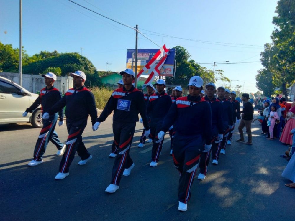 Pemuda Putra -Putri Jalan Merapi Ikuti lomba gerak jalan HUT RI je 77 Tahun 2022. (Ist) 