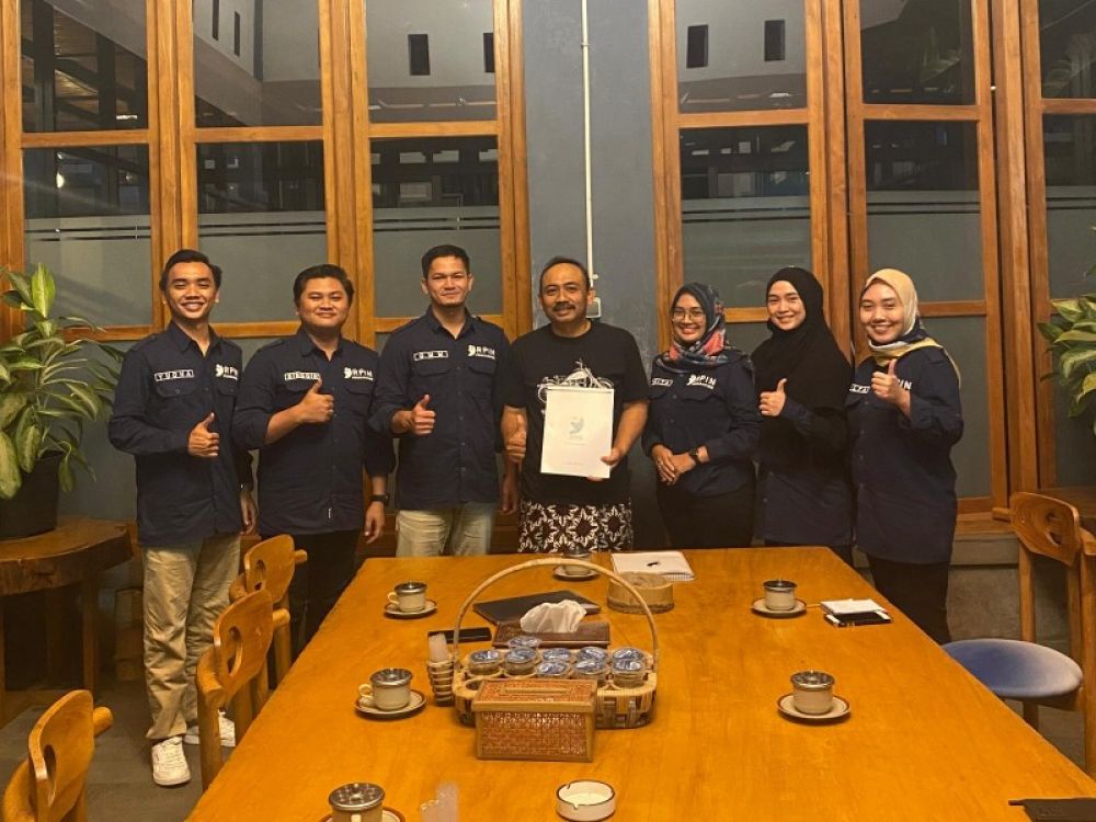 Tim Pendiri RPIN Foundation bersama Bupati Ngawi. (Ist) 