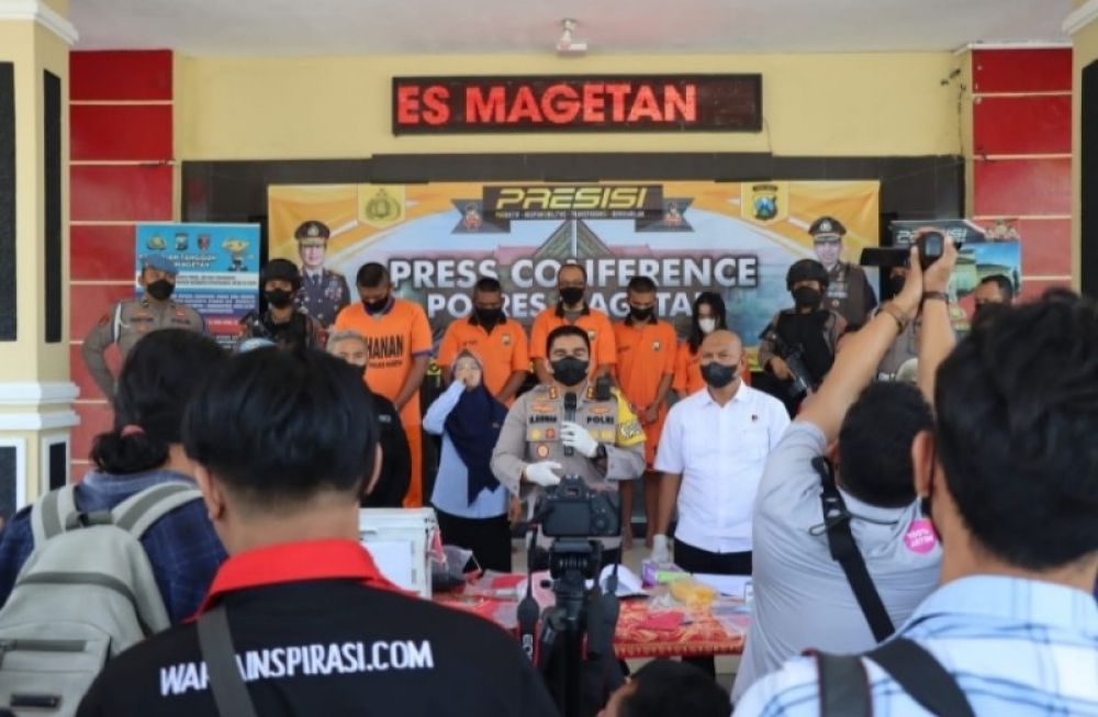 Polres Magetan gelar rilis penangkapan penbobol kotak amal masjid. (Ist) 