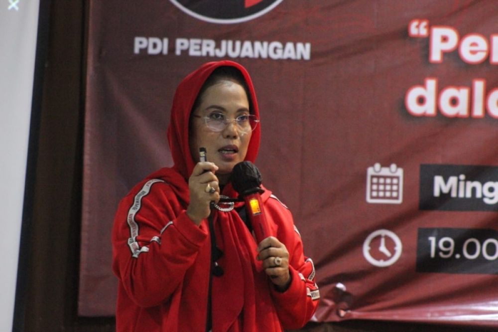Ketua Fraksi PDI Perjuangan DPRD Provinsi Jawa Timur Dr Sri Untari Bisowarno, MAP, mendukung perpanjangan masa jabatan Kepala Desa yang semula enam tahun menjadi sembilan tahun. (Ist) 