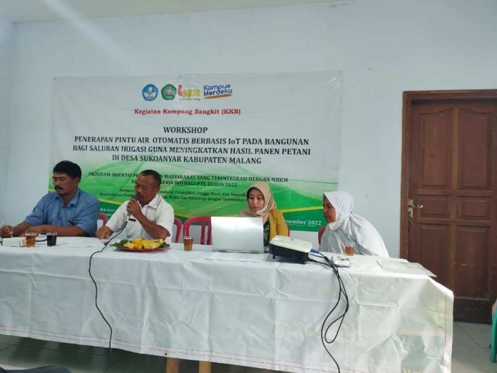 Workshop operasional pintu air berbasis IOT digelar oleh dosen Unisma. (Foto: sjp) 
